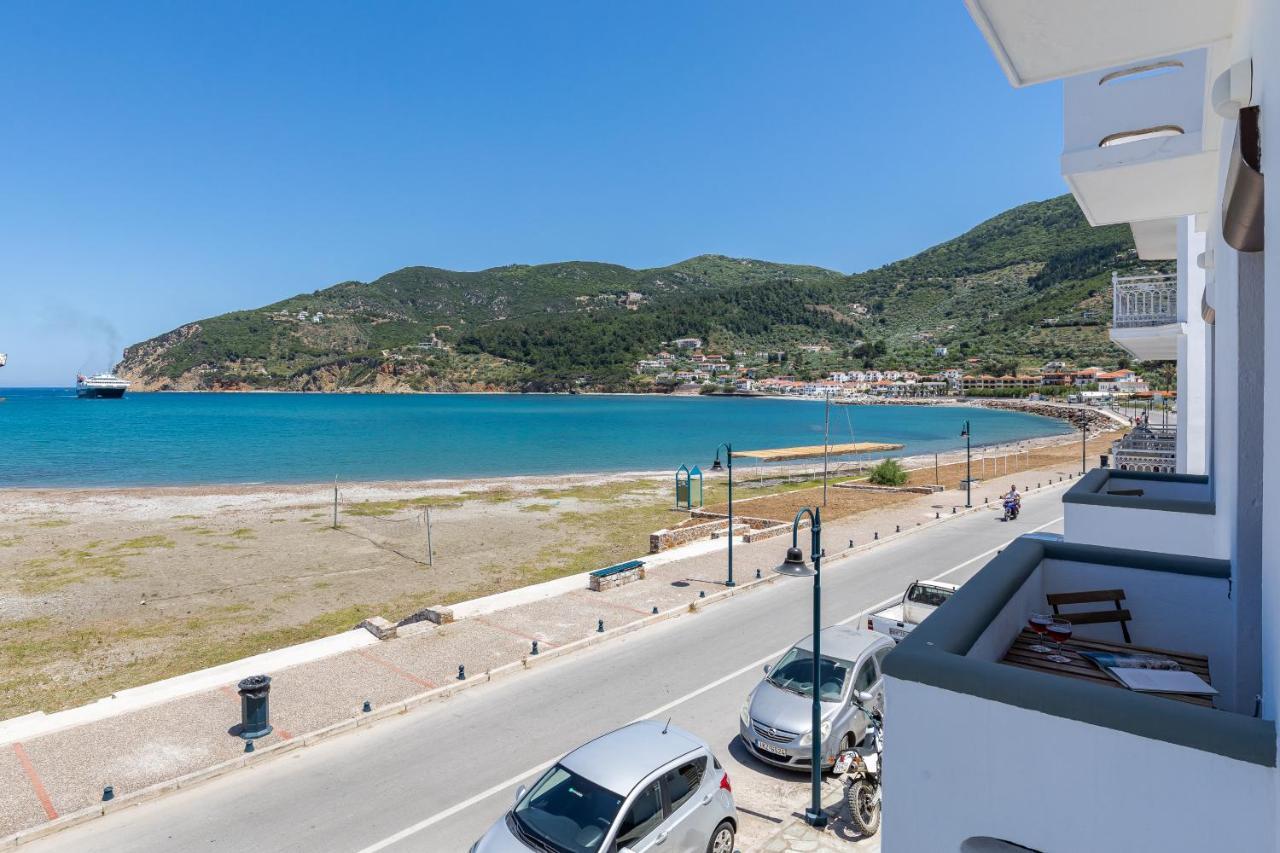 Uncle John'S Guesthouse Skopelos Town Exterior photo